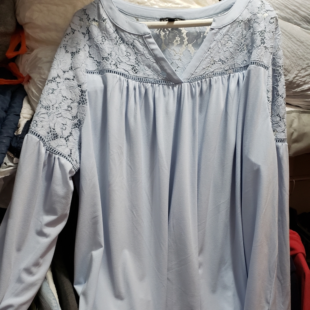 Lane Bryant lace inset top 22/24